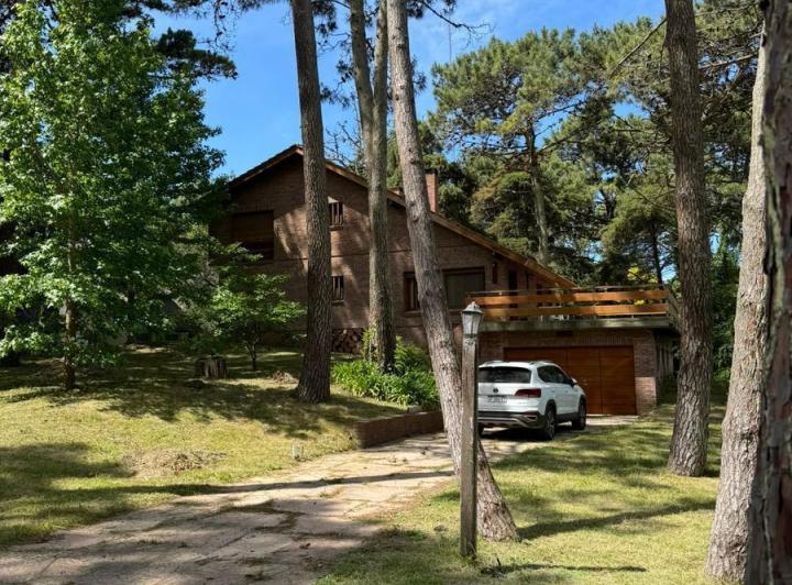 Casa · 5 Ambientes