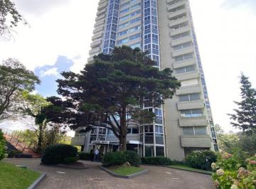 Departamento · 95m² · 4 Ambientes · 1 Cochera · Departamento en Venta de 3 Dorm. en Roosevelt Playa Mansa Punta del Este