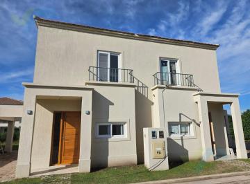 Departamento · 79m² · 3 Ambientes · 1 Cochera · Venta en de Dúplex 3 Amb en Saravi Village - Pilar