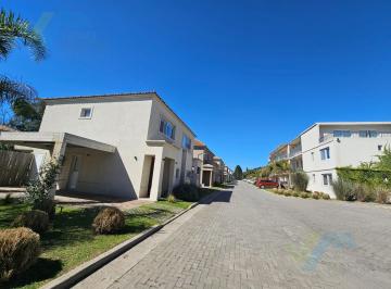 Departamento · 71m² · 3 Ambientes · Venta Departamento en Saravi Village 3 Amb - Segundo Piso