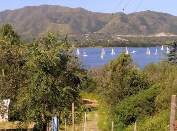 Casa de 6 ambientes, Villa Parque Siquiman · Vc014 "Bajó de precio"Hermosa Casa a Una Cuadra del Lago