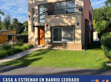 FNE-FNM-10911_2 · Casa 5 Ambientes. | Juan B. Alberdi 2361