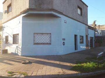 PH · 128m² · 3 Ambientes · 1 Cochera · PH - Piñeyro