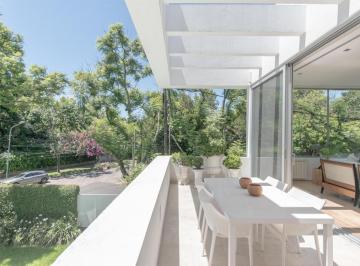 Casa · 364m² · 3 Dormitorios · 2 Cocheras · Casa en La Lucila - Libert./rio