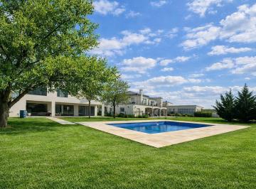 Casa · 300m² · 7 Ambientes · 5 Cocheras · Casa en Venta, 7 Ambientes, en Haras Santa Maria, Escobar, Gba Norte