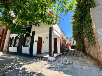 Casa · 201m² · 6 Ambientes · 2 Cocheras · Casa en Venta, Colón N°364 Entre Av 25 de Mayo y Travi, Escobar Centro