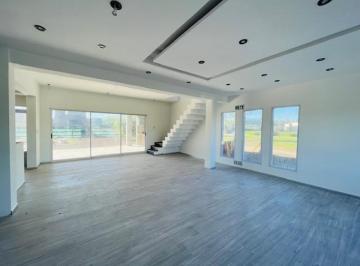 Casa · 264m² · 6 Ambientes · 3 Cocheras · Casa en Venta Horizontes Al Sur