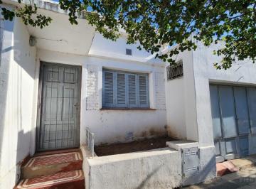Casa · 87m² · 5 Ambientes · 1 Cochera · Casa 2 Dor en Bº Alto Gral. Paz