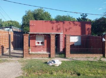 C21-094-991579_2 · Casa 3 Ambientes. | 518 Al 7100