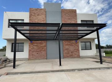 Casa de 9 ambientes, Córdoba · En Venta Excelente Duplex a Estrenar en Distrito Sur - Barrio Cerrado - 3d. 3b.