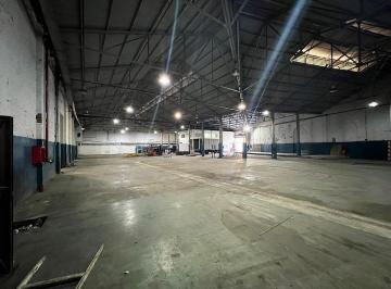 Bodega-Galpón · 7200m² · Galpón 4300 m² - Alquiler - Barracas - Distrito de Diseño
