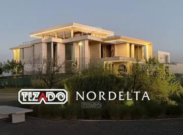 Casa · 526m² · 7 Ambientes · 2 Cocheras · Casa en Venta Al Lago en Nordelta, Los Puentes, Tigre