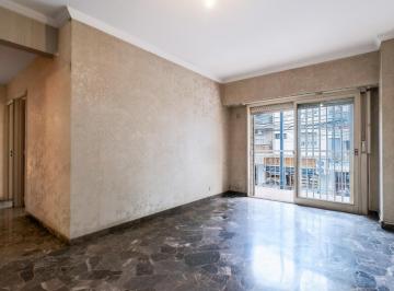 Departamento · 81m² · 5 Ambientes · 1 Cochera · Dto. 4 Amb. C/ Depend. Ptio y Cochera - Villa del Parque