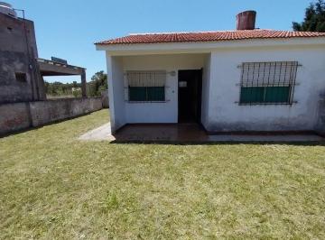 Casa de 3 ambientes, Miramar · Casa en Venta Miramar