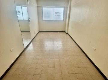 la Oficina esta en un segundo piso · Oficina en Venta Oportunidad!