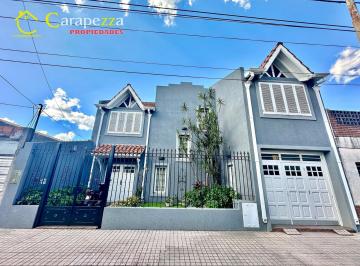 imagen1 · Hermosa Casa 5 Amb en Venta en Caseros