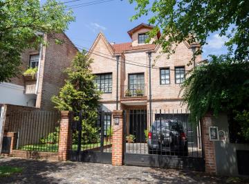Casa · 261m² · 5 Ambientes · 1 Cochera · Casa en Venta en San Isidro