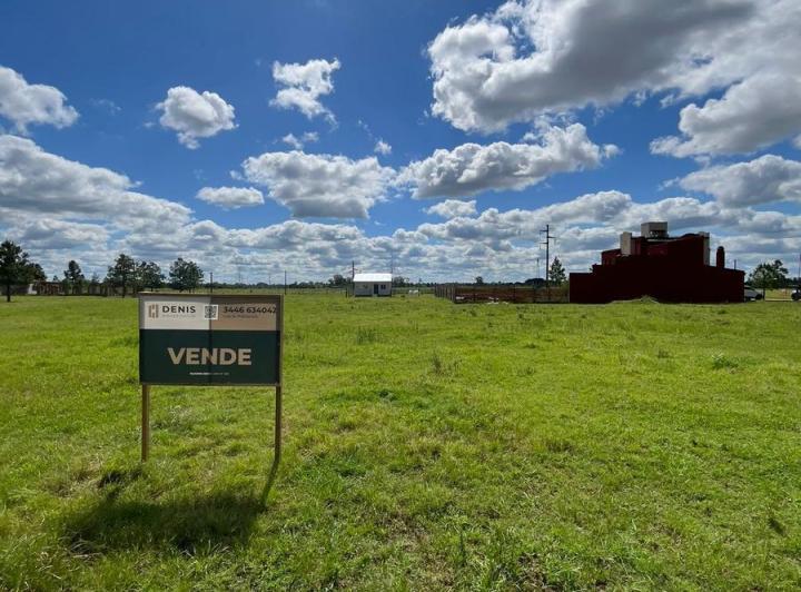 Terreno · 1065m²