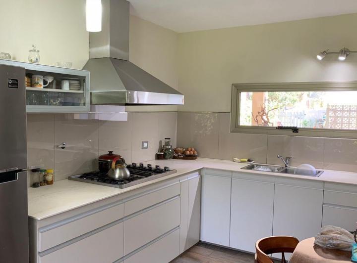 Casa · 400m² · 7 Ambientes · 2 Cocheras