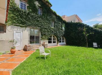 Casa de 10 ambientes, Córdoba · Casa en Venta en Zona Norte, Cerro de Las Rosas
