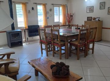 Casa · 172m² · 3 Dormitorios · Venta / Chalet 4 Amb y Quincho / La Caleta / Mar Chiquita