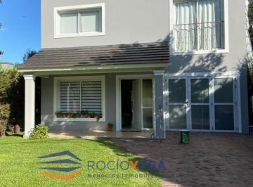 Casa · 184m² · 5 Ambientes · 1 Cochera · Casa a La Venta en Country Banco Provincia