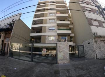 Departamento · 45m² · 2 Ambientes · 1 Cochera · Departamento en Alquiler en Ramos Mejia
