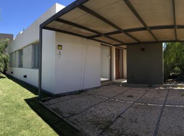 Casa · 130m² · 5 Ambientes · 2 Cocheras · Casa - El Quimilar