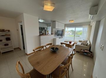 Departamento · 78m² · 3 Ambientes · 1 Cochera · Apartamento de 2 Dorm. en Roosevelt. con Cochera