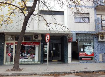 Departamento de 4 ambientes, Bahía Blanca · Fitz Roy 19, Vende Departamento de Dos Dorm..