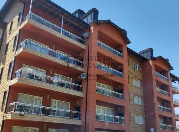 Departamento · 83m² · 3 Ambientes · 1 Cochera · Departamento Amoblado en Village Condo, Villa Catedral Edif con Spa, Piscina Cubierta Gimnasio, Jacu