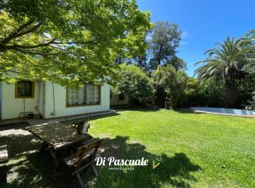 Casa · 98m² · 4 Ambientes · 2 Cocheras · Venta Casa Quinta 4 Ambientes con Pileta y Parrilla - Paso del Rey Moreno Sur