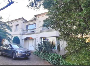 Casa · 412m² · 6 Ambientes · 2 Cocheras · Casa en Venta en Barrio Villa Pacheco, Tigre