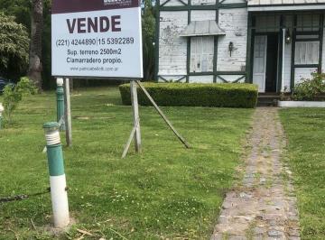 Quinta vacacional de 2 ambientes, Ensenada · Casa de Fin de Semana con Amarradero Propio en Venta - Club Regatas - Ensenada