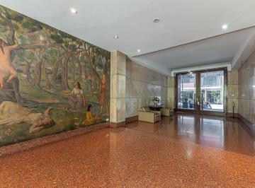 Departamento · 250m² · 5 Ambientes · 1 Cochera · Departamento en Recoleta
