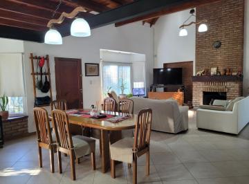 Casa · 145m² · 3 Ambientes · 2 Cocheras · Casa en Venta en Los Robles del Monarca, Pilar