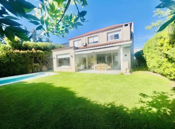 Casa · 250m² · 7 Ambientes · 2 Cocheras · Alquiler Lote Interno Los Alisos