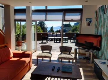 Casa · 258m² · 5 Ambientes · 2 Cocheras · Casa en Los Troncos