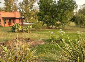 Casa · 200m² · 5 Dormitorios · Casa en Chacras del Paraná