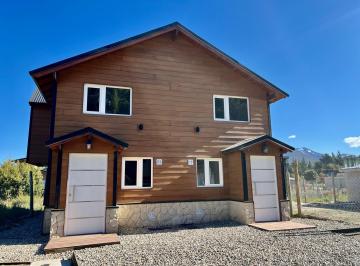 Casa · 136m² · 6 Ambientes · 2 Cocheras · Casas en Barrio Abedules - Las Victorias
