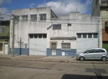 Depósito · 1900m² · 4 Ambientes · Depósito en Venta - Oficinas - 5 Baños - 1.900 m² - Avellaneda