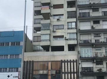 AVS-AVS-1048_2 · Departamento 4 Ambientes. | Av Mitre 2062