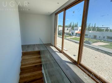 Casa · 294m² · 7 Ambientes · 2 Cocheras · Venta Casa - Barrio Privado El Millord / Pilara - Vista Al Polo