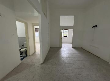 Departamento · 53m² · 3 Ambientes · 3 Ambientes Impecable en Venta - Lavadero y Patio