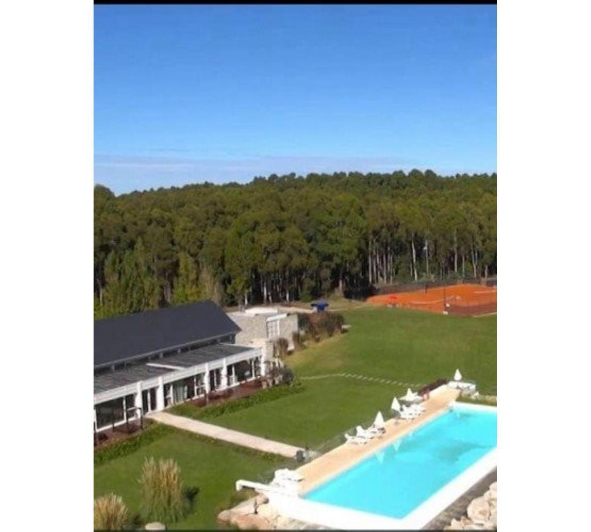 Lote barrio privado Rumenco 873 m2 con espacio libre amplio en fondo
