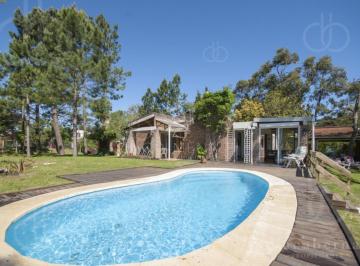 Foto1 · Casa Alquiler Pinares, Punta del Este, 4 Dorm., Piscina, Amplio Parque Cercado