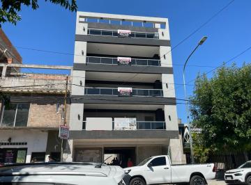 Departamento · 54m² · 2 Ambientes · Dpto • 60 m² C/vestidor y Baño en Suite • Primera Categoría • Cañada de Gomez 945
