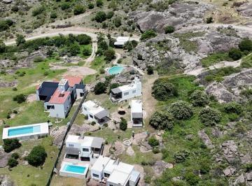 Edificio · 170m² · Edificio Comercial, Complejo de Cabañas en Tanti