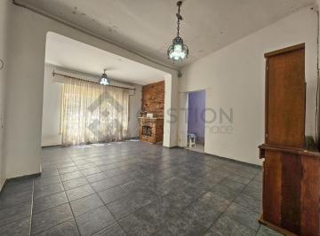Casa · 120m² · 2 Dormitorios · Casa en Venta en Barrio San Fernando - Apto Credito