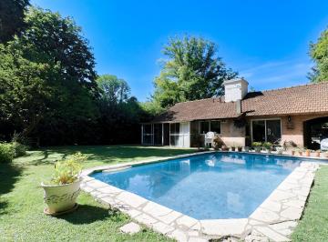 Casa de 3 ambientes, Malvinas Argentinas · Casa Country San Carlos Lote Central 870 m² Pileta 2 Dorm. C/dep. Pileta